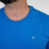 Camiseta Básica Pierro Azul Turquesa