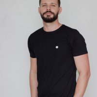 Camiseta Básica Compreterno Preta